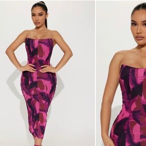 NWT: On point mesh croset midi dress - Large